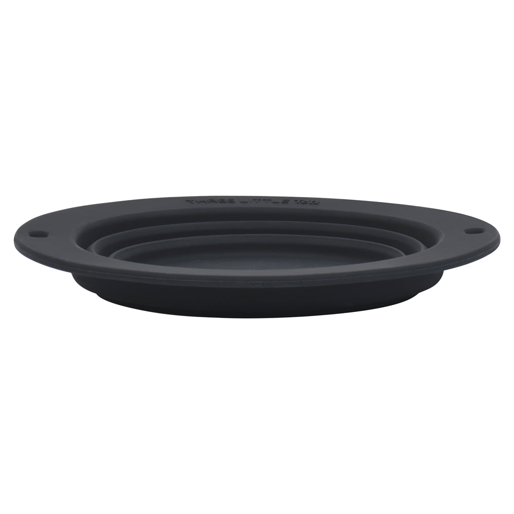 Durable collapsible silicone bowls make on-the-go snacking mess-free and save space in your travel bag.