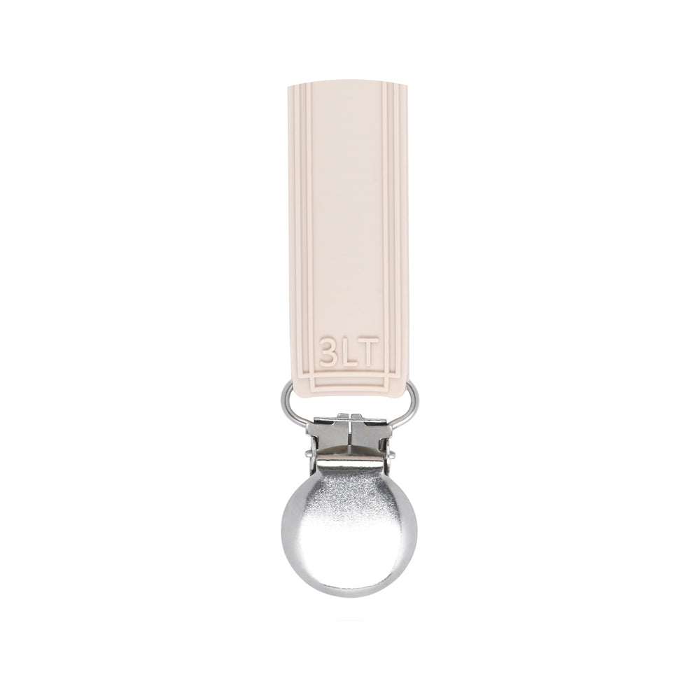 Versatile silicone pacifier clips keep pacifiers, teethers, and toys secure, clean, and within reach, ensuring peace of mind.