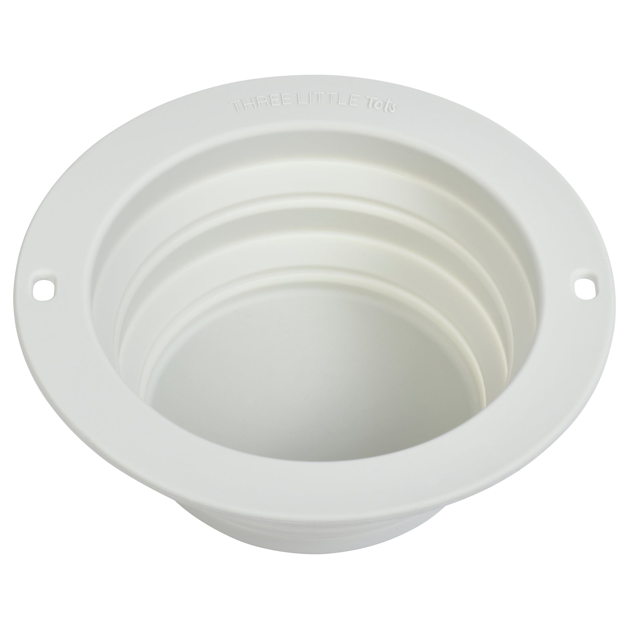 Easy-clean silicone bowls perfect for travel; collapsible to save space and prevent snack-time messes.