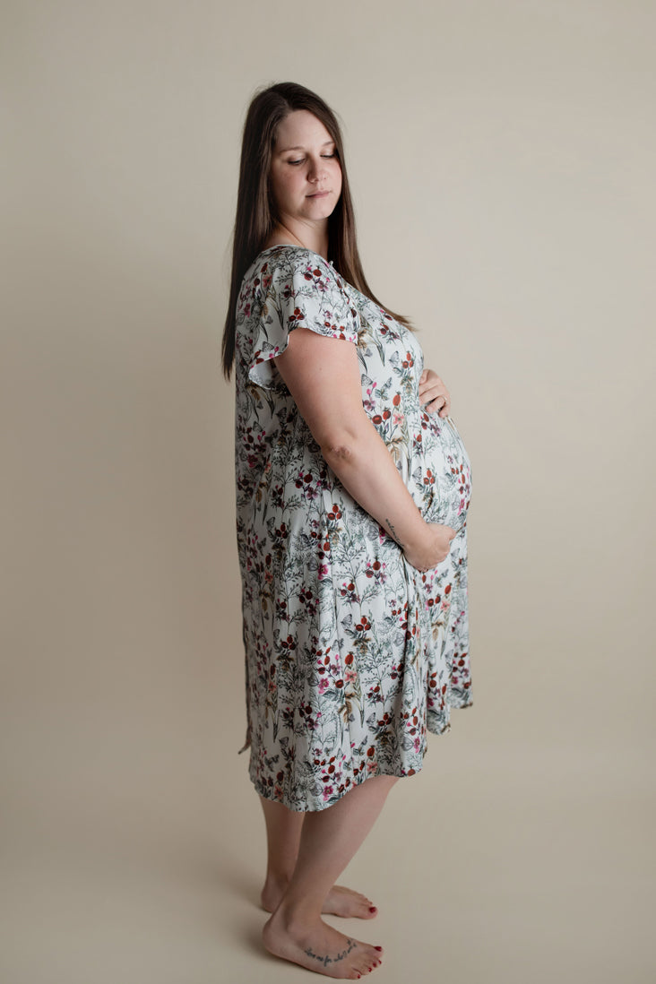 Three Little Tots Floral Mommy Labor and Delivery Nursing Hospital Gown, extra product detail