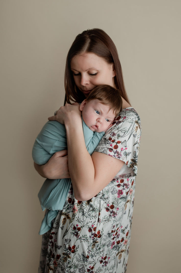 Three Little Tots Floral Mommy Labor and Delivery Nursing Hospital Gown, additional product photo